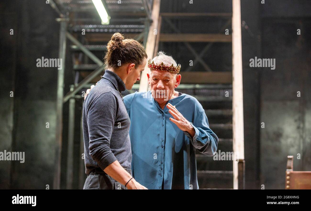 l-r: Ben Allen (Horatio), Ian McKellen (Hamlet) in HAMLET by Shakespeare at the Theatre Royal Windsor, England  20/07/2021 set design: Lee Newby  costumes: Loren Epstein  wigs & make-up: Susanna Peretz  lighting: Zoe Spurr  director: Sean Mathias Stock Photo