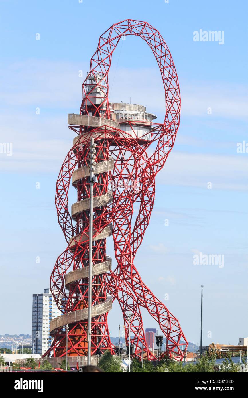 Arcelormittal orbit tower hi-res stock photography and images - Alamy