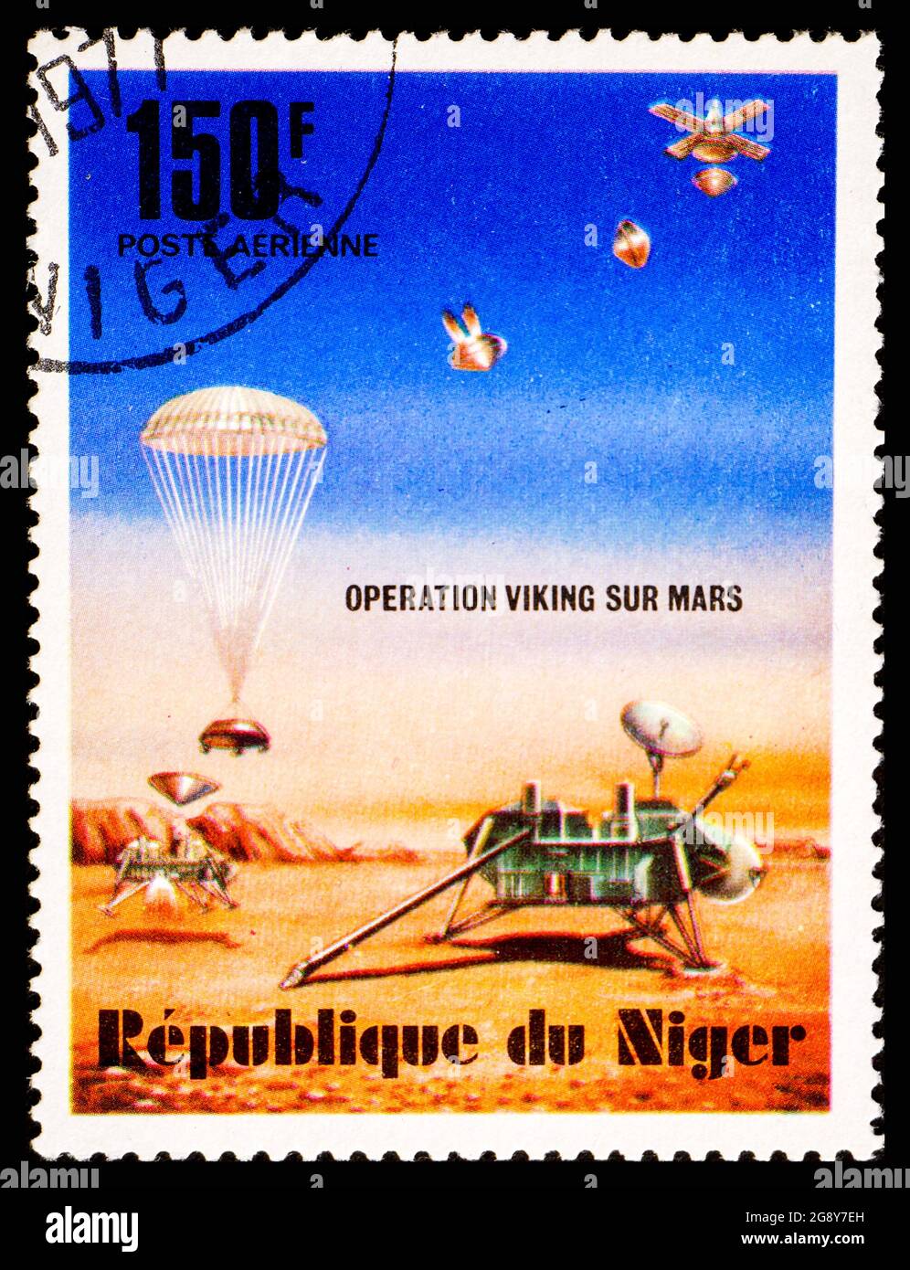 REPUBLIQUE DU NIGER - CIRCA 1977: A postage stamp from Niger showing Viking lander Stock Photo
