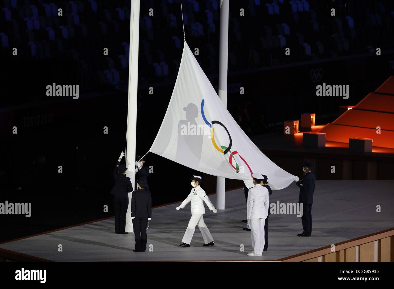 Olympic flag arrives during opening hi-res stock photography and images -  Alamy
