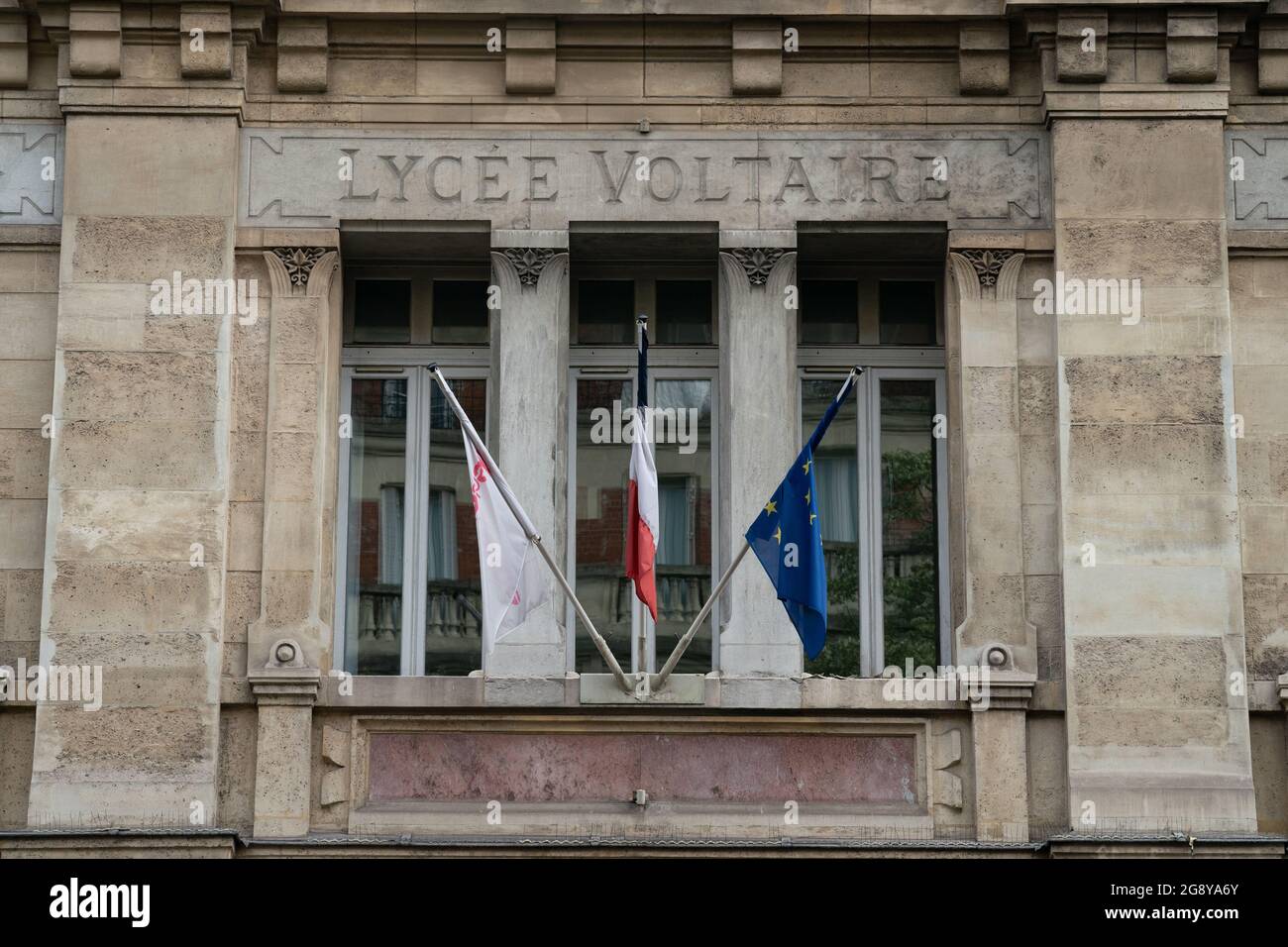 Lycée voltaire hi-res stock photography and images - Alamy