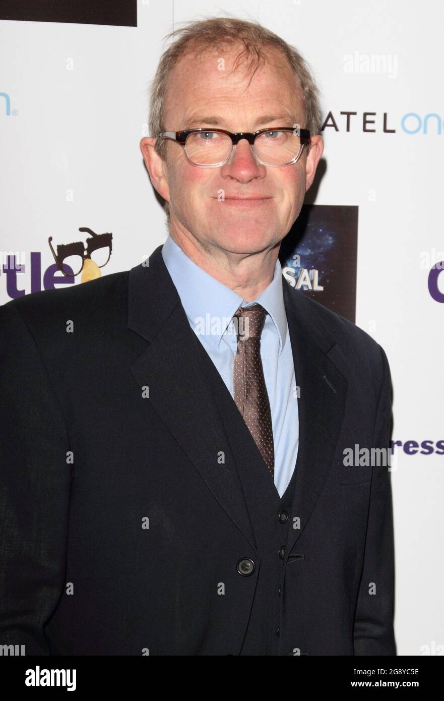 Harry enfield hires stock photography and images Alamy