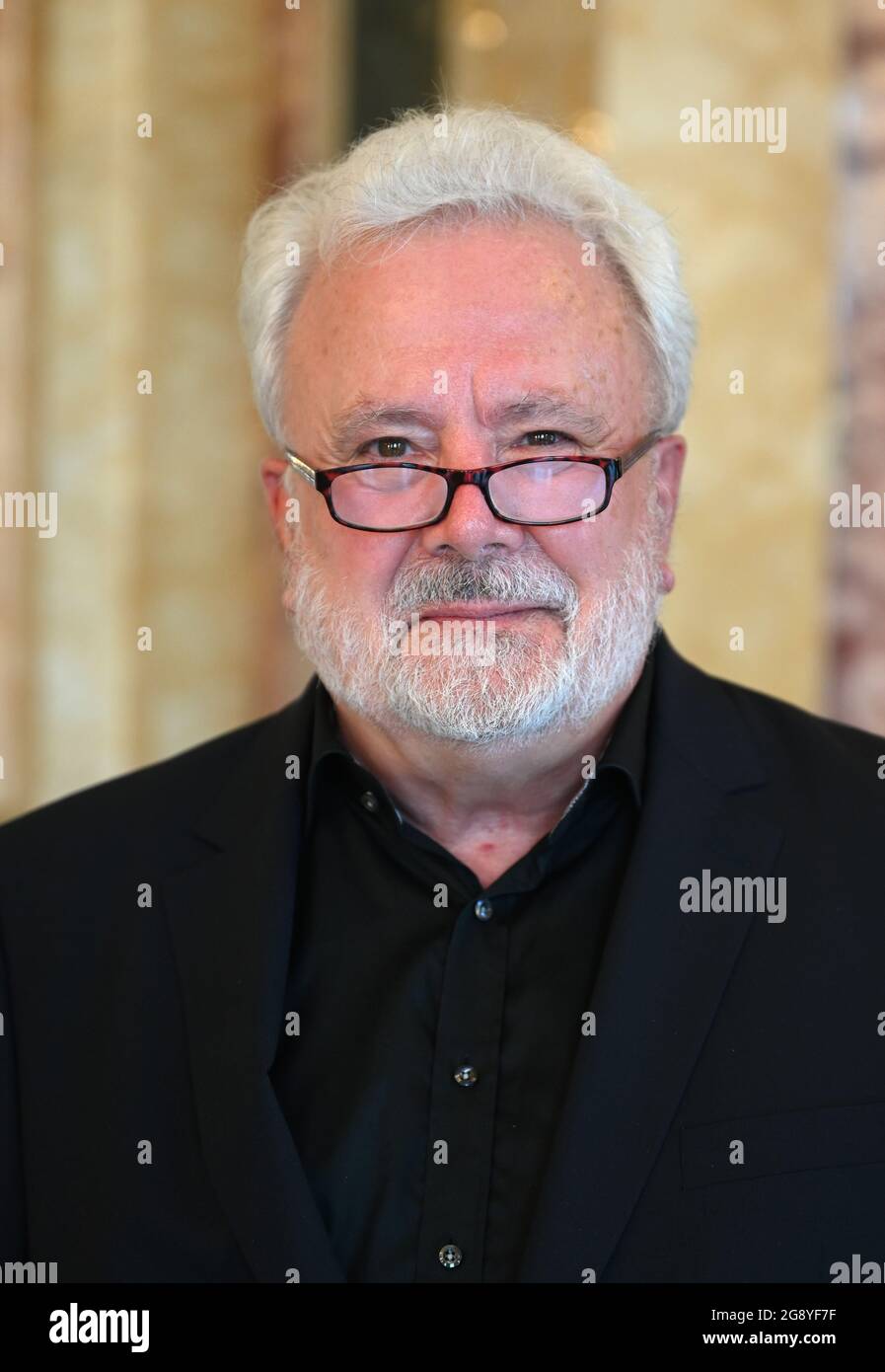 Stuttgart, Germany. 23rd July, 2021. Klaus-Peter Murawski, politician (Bündnis 90/Die Grünen), photographed in the Neues Schloss at the award ceremony for the Order of Merit of the State of Baden-Württemberg. Credit: Bernd Weißbrod/dpa/Alamy Live News Stock Photo