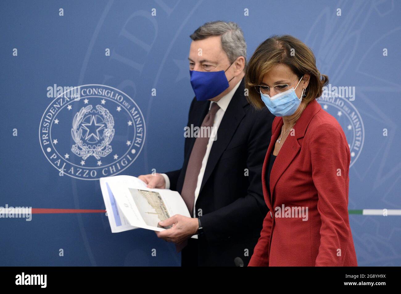 Italy, Rome, July 22, 2021 : Italian prime Minister Mario Draghi, Marta Cartabia, Minister of Justice, in press conference, after the Council of Ministers.   Photo © Fabio Cimaglia/Sintesi/Alamy Live News Stock Photo