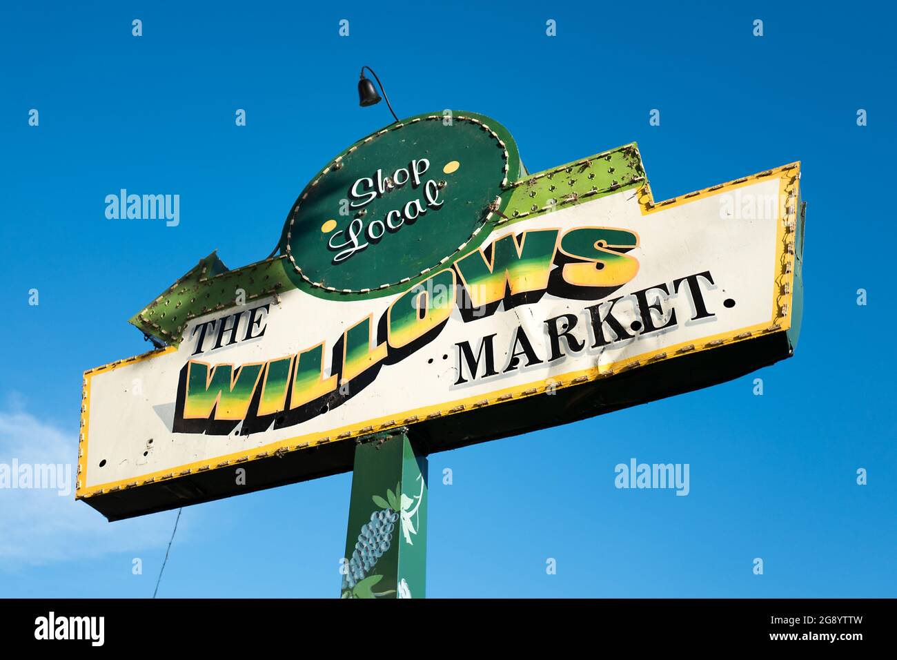 Willows california hires stock photography and images Alamy