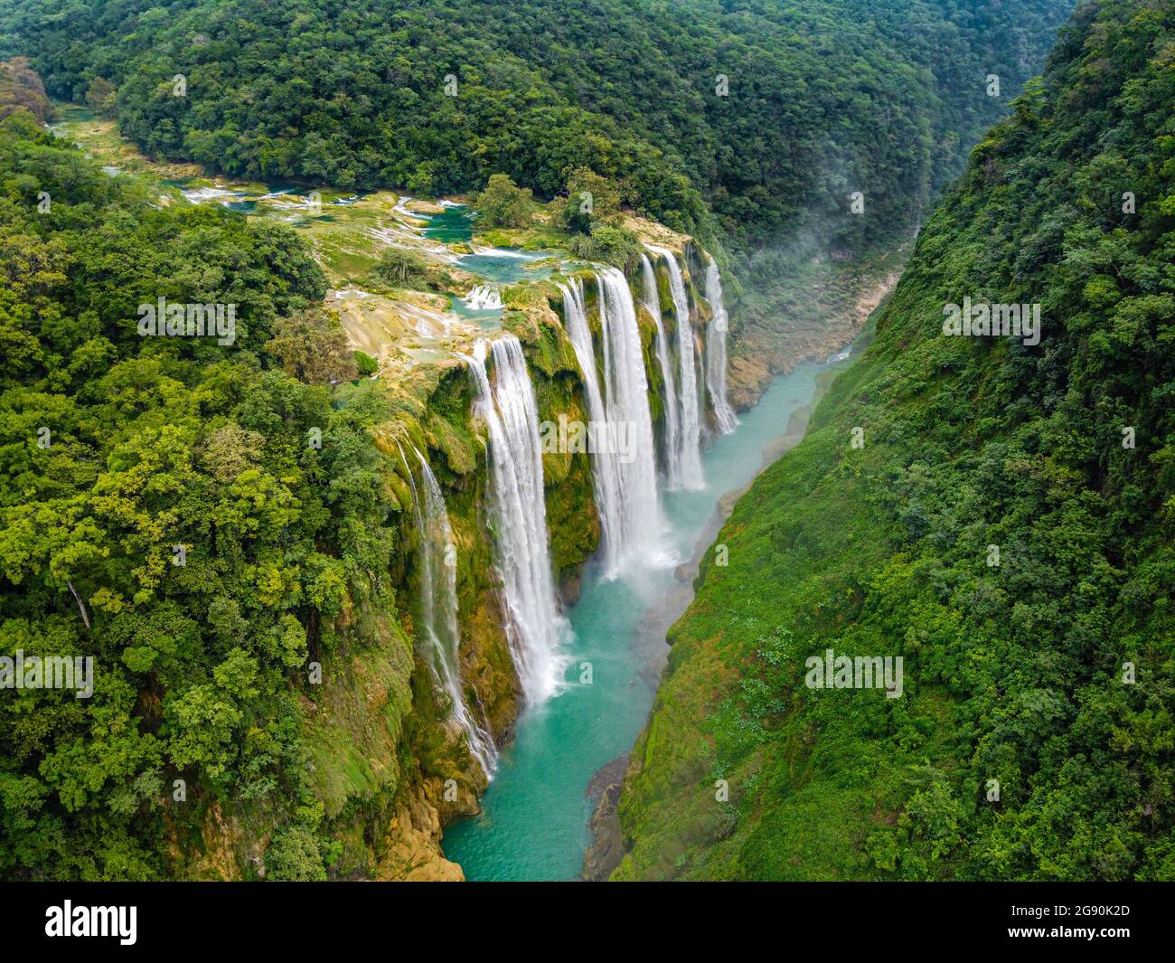 Cascada de Tamul waterfalls in forest, Huasteca Potosi, Mexico Stock Photo