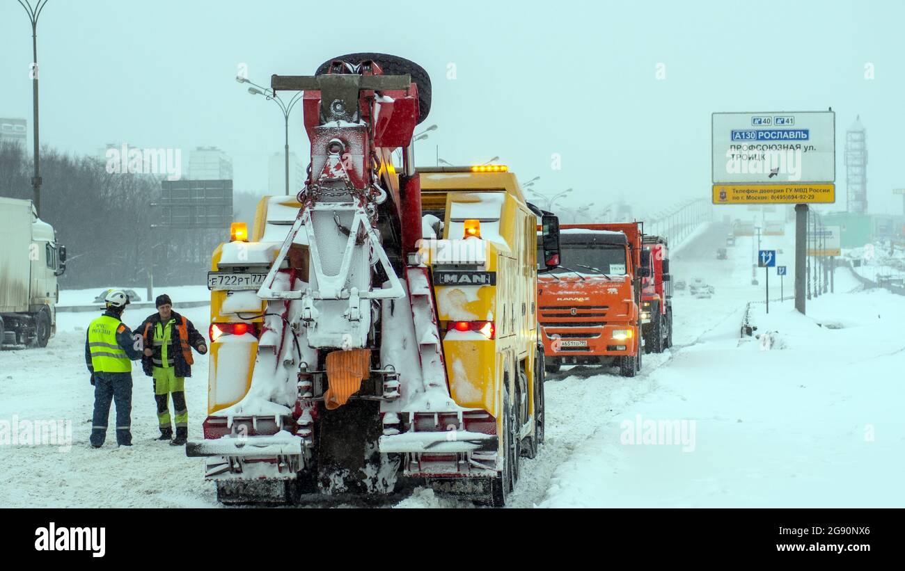 After heavy snowfall bright hi-res stock photography and images - Alamy
