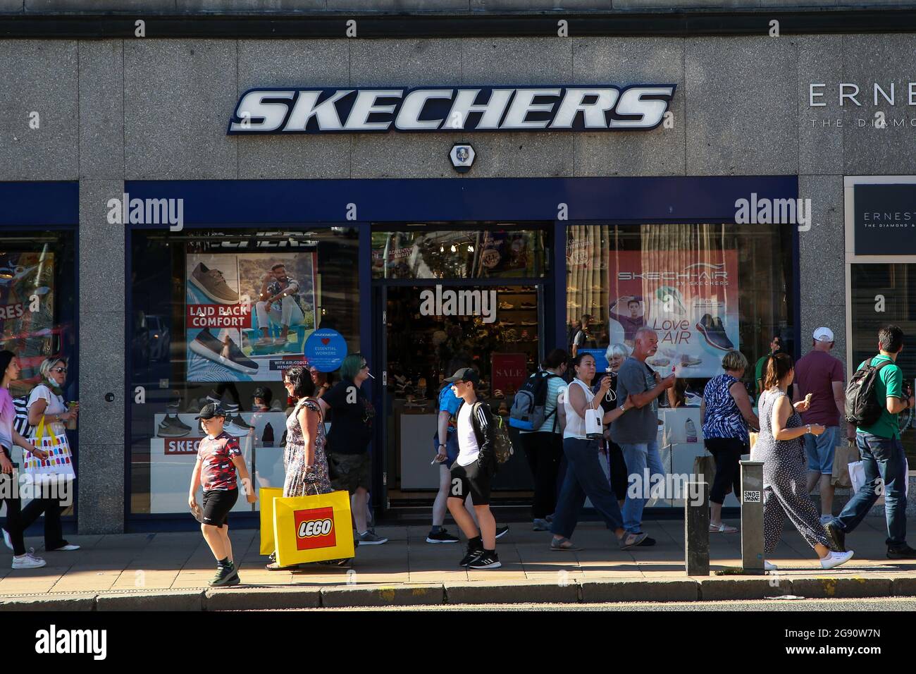 People walk past a branch of Skechers in Edinburgh, Scotland. (Photo by  Dinendra Haria / SOPA Images/Sipa USA Stock Photo - Alamy