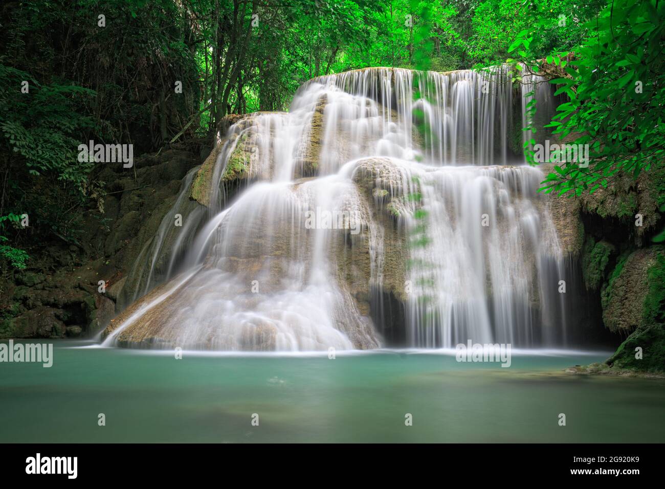 Beautiful tropical waterfall slow motion hi-res stock photography and ...