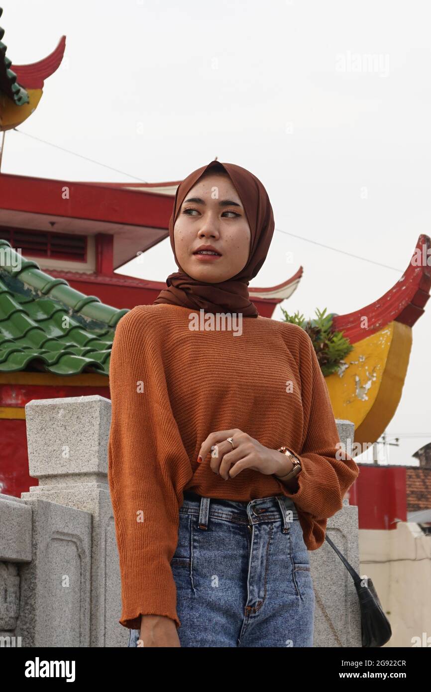 Beautiful Muslim girls with a natural background. The girl's vacation ...