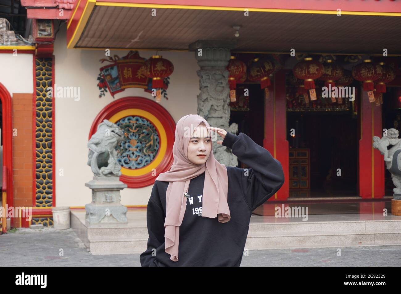 Beautiful Muslim girls with a natural background. The girl's vacation ...