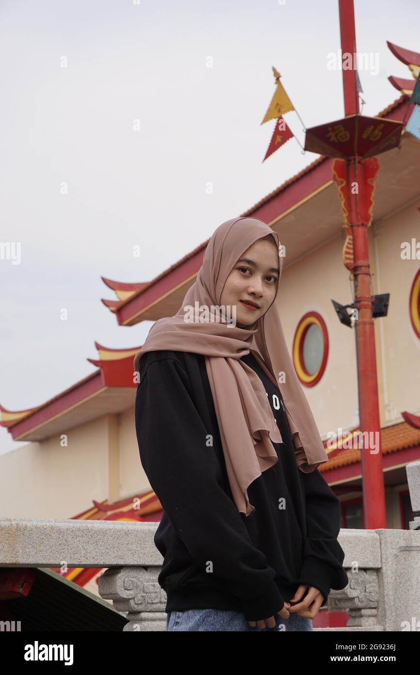 Beautiful Muslim girls with a natural background. The girl's vacation ...