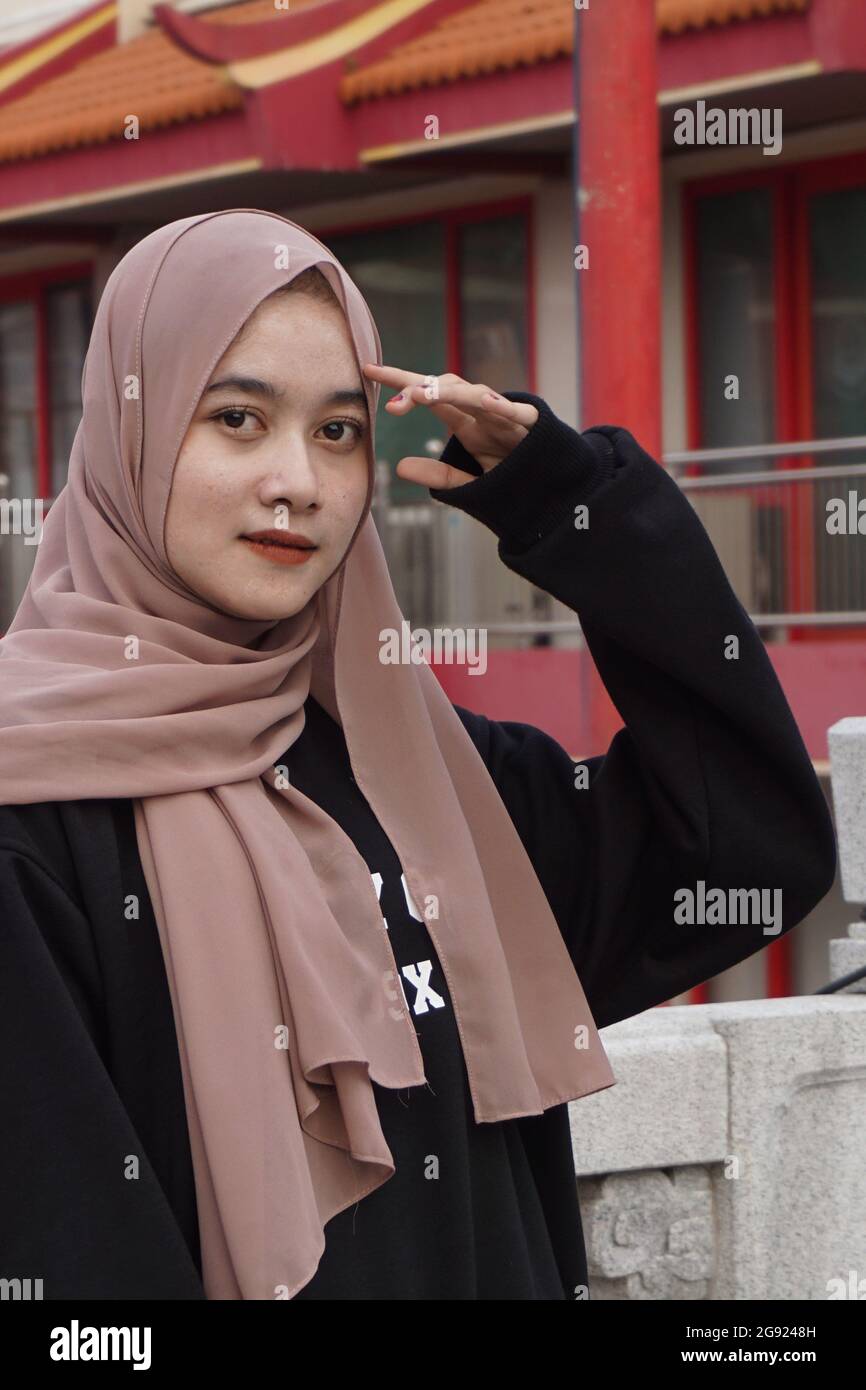 Beautiful Muslim girls with a natural background. The girl's vacation ...