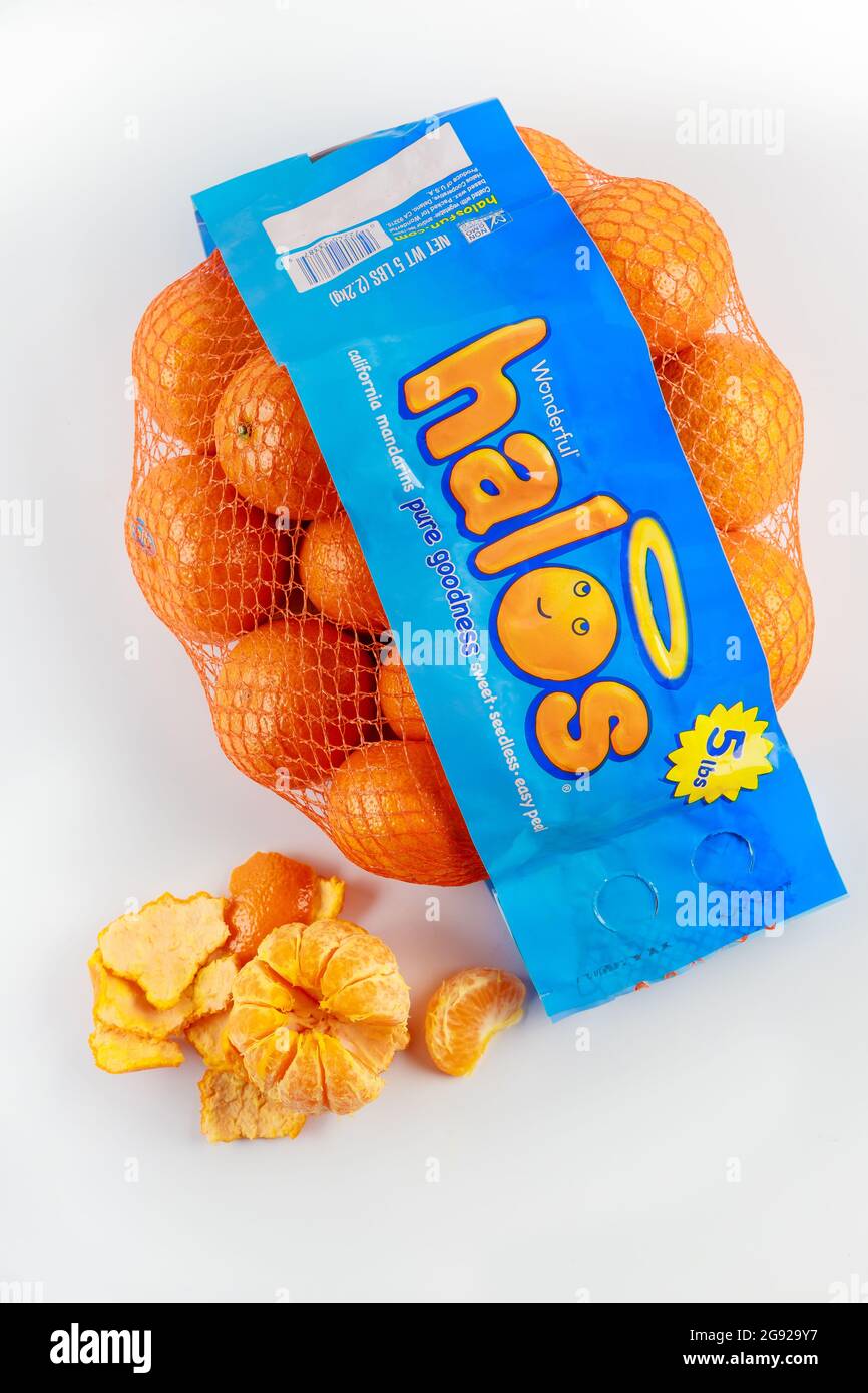 June 19, 2021. New York. Halos fresh mandarin or tangerines in bag on white  background. Top view Stock Photo - Alamy