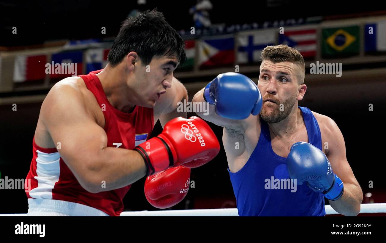 Tokyo 2020 Olympics - Boxing - Men's Heavyweight - Last 32 - Kokugikan  Arena - Tokyo, Japan - July 24, 2021. Abdelhafid Benchabla of Algeria in  action against Sanjar Tursunov of Uzbekistan Pool via REUTERS/Frank  Franklin Ii Stock Photo - Alamy