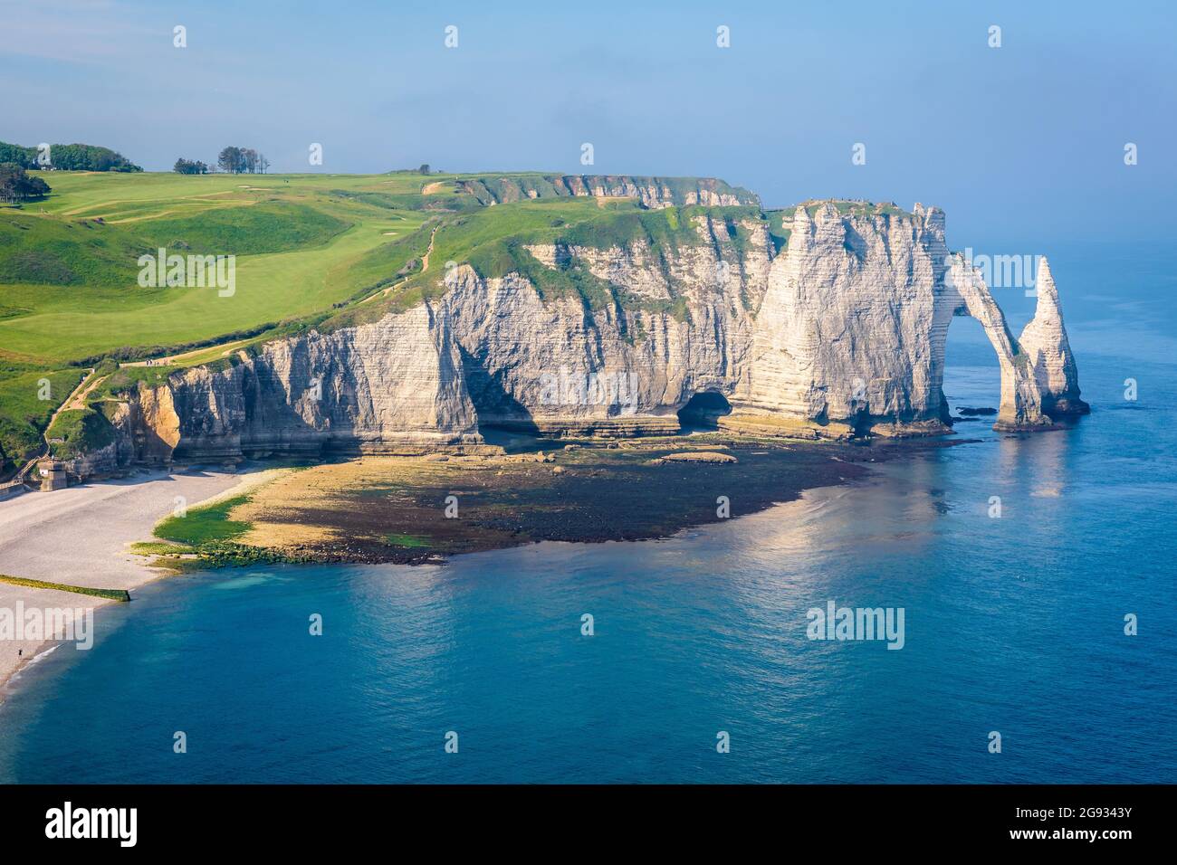 Golf course etretat normandy france hi-res stock photography and images ...