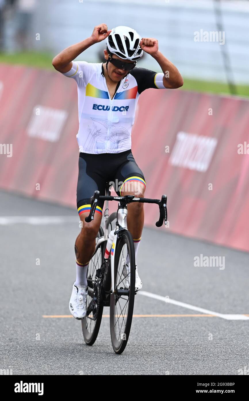 Ecuadorian Richard Carapaz of Ineos Grenadiers celebrates as he crosses the finish line to win the men's cycling road race, on the second day of the ' Stock Photo