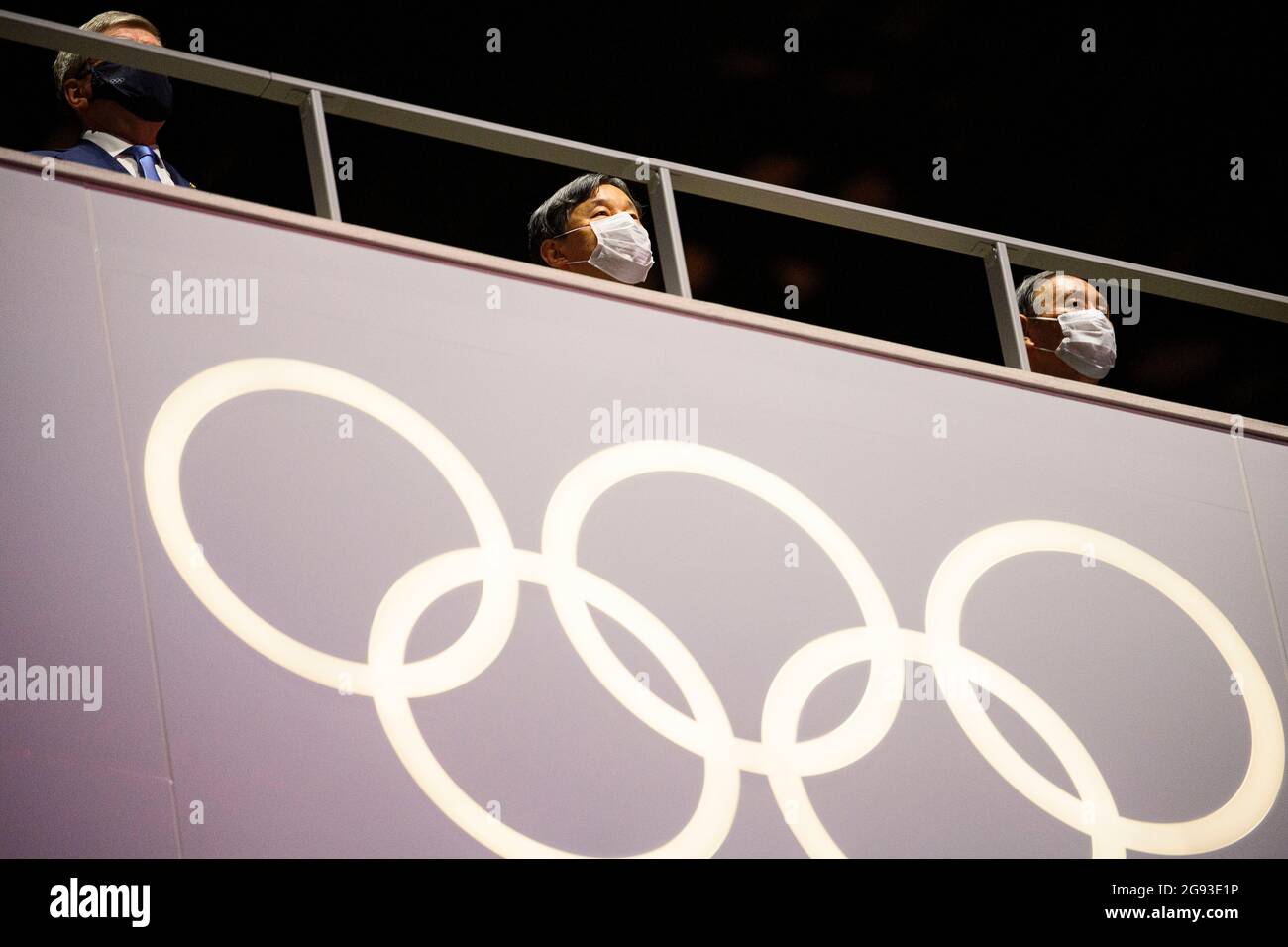 left to right IOC President Dr. Thomas BACH, the Japanese Emperor Tenno NARUHITO and the Japanese Prime Minister Yoshihide SUGA, wave from the tribune with the Olympic rings, opening ceremony in the Olympic Stadium, on July 23, 2021 Summer Olympics 2020, from July 23. - 08.08.2021 in Tokyo/Japan. Stock Photo