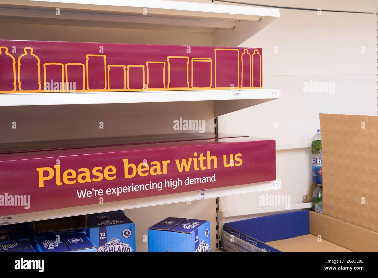 Empty shelves hires stock photography and images Alamy