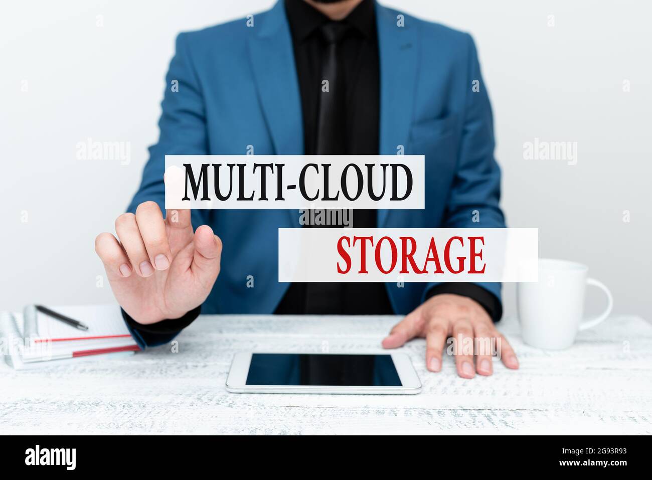 Sign displaying Multi Cloud Storage. Word for use of multiple cloud computing and storage services Presenting Communication Technology Smartphone Stock Photo