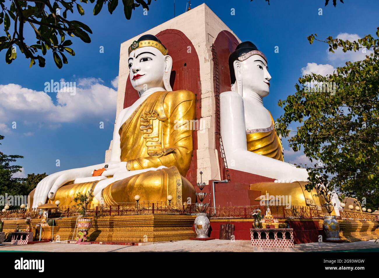 The four seated Buddha statues of Kakusandha, Konagamna, Kassapa and Gautama in the Burmese Bago Stock Photo