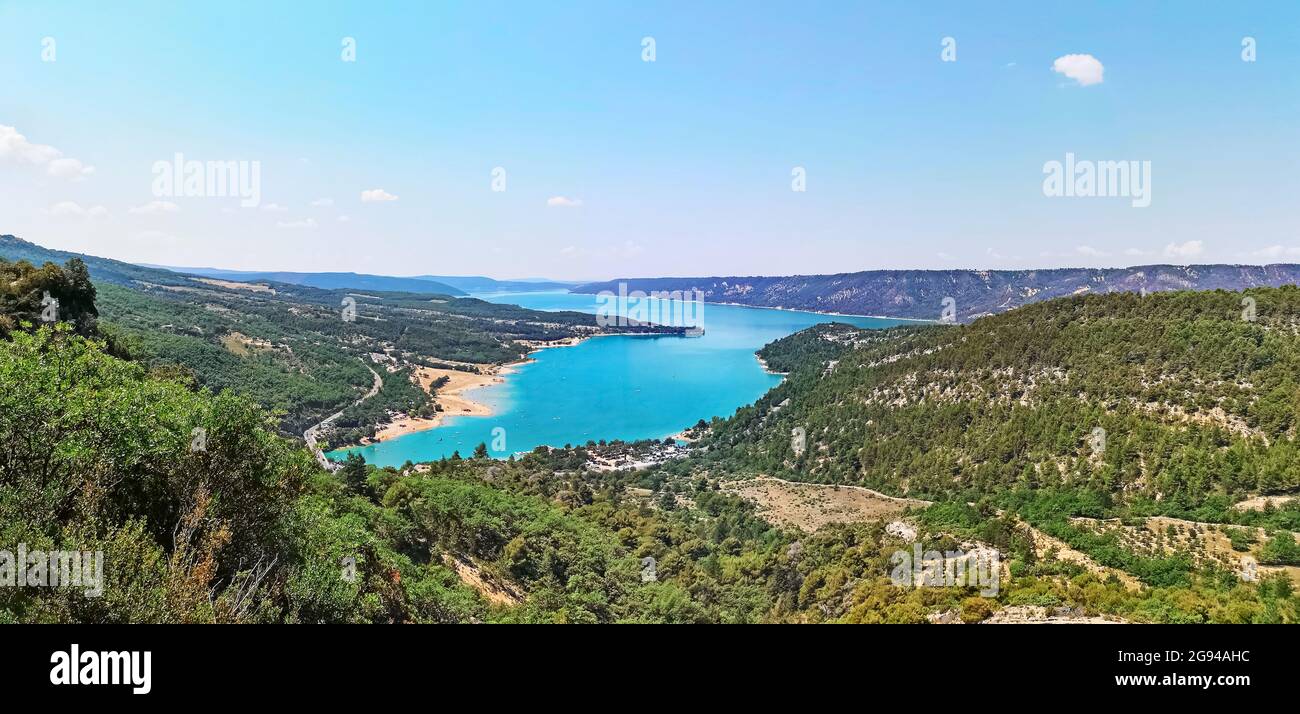 Landscape du Verdon, Lake SainteCroix, travel reportage Stock Photo Alamy