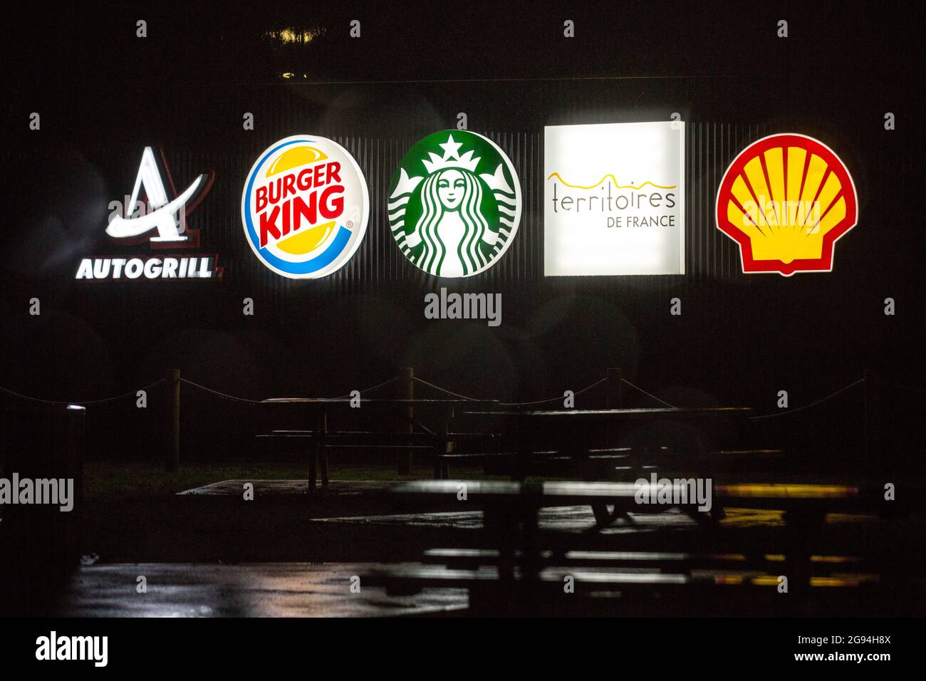 Autogrill, Burger King, Starbucks, Territoires de France and Shell