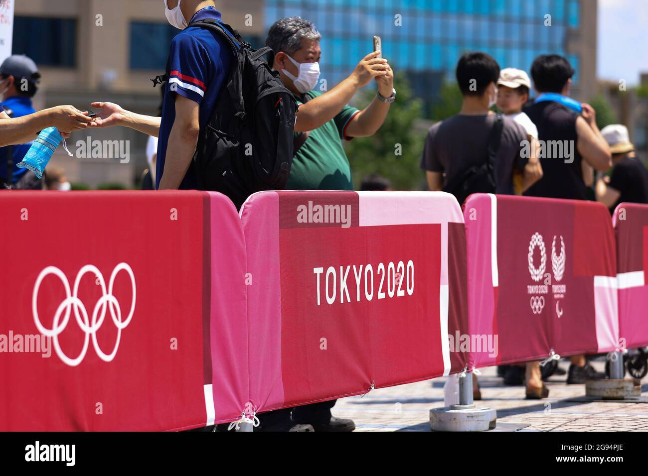 Tokyo, Japan. 24th July, 2021. A view of Tokyo during the Tokyo Olympics. Ordinary citizens. on July 24, 2021 in Tokyo, Japan. (Photo by Kazuki Oishi/Sipa USA) Credit: Sipa USA/Alamy Live News Stock Photo