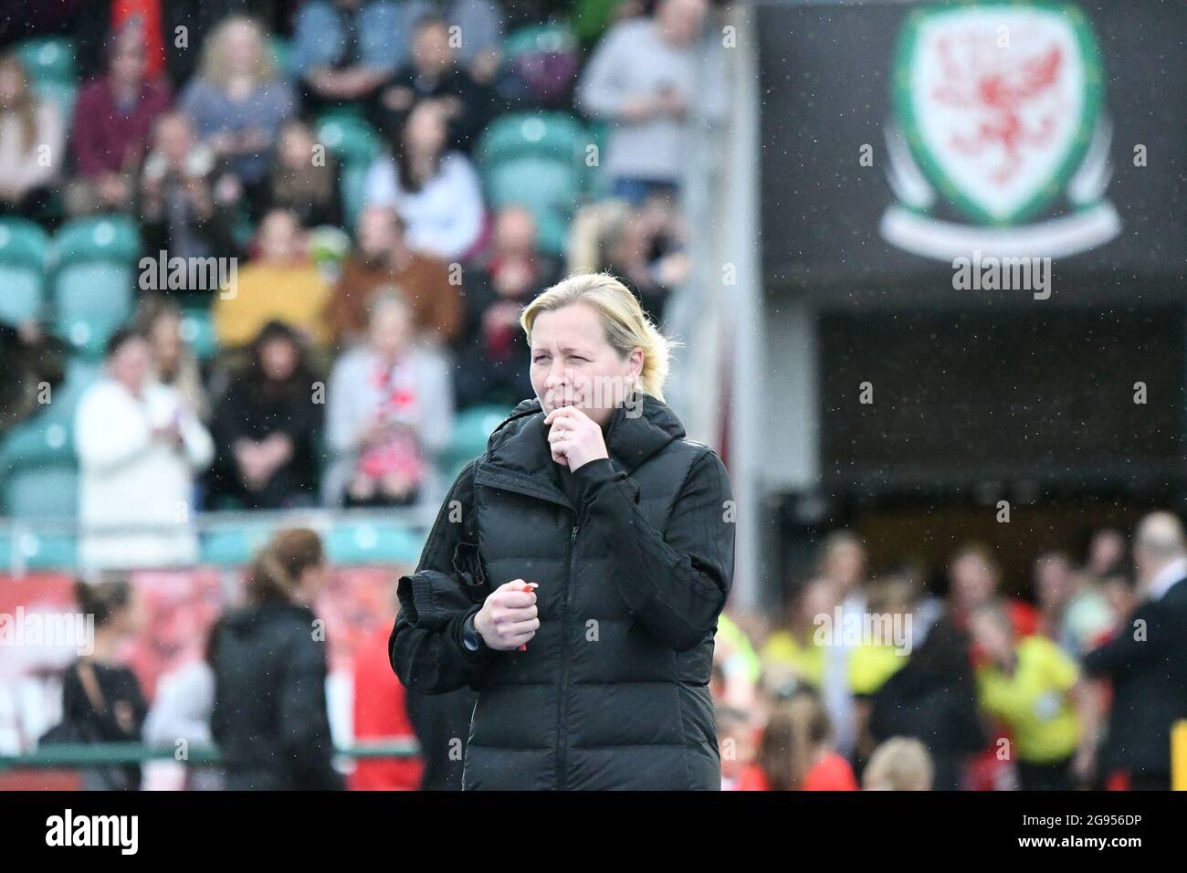 Cardiff, Wales. 4 June, 2019. Jayne Ludlow Head Coach of Wales Women before the Women's International Friendly match between Wales Women and New Zealand Women at Cardiff International Sports Campus, Cardiff, Wales on 4 June, 2019. Credit: Duncan Thomas/Majestic Media. Stock Photo