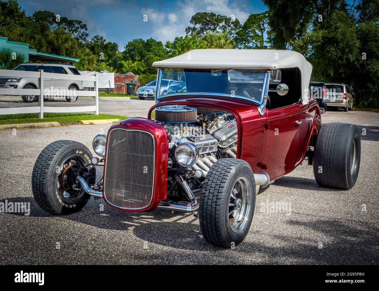 American custom hot rod cars at the Cruisin' on Dearborn Street car show in  Englewood Florida USA Stock Photo - Alamy