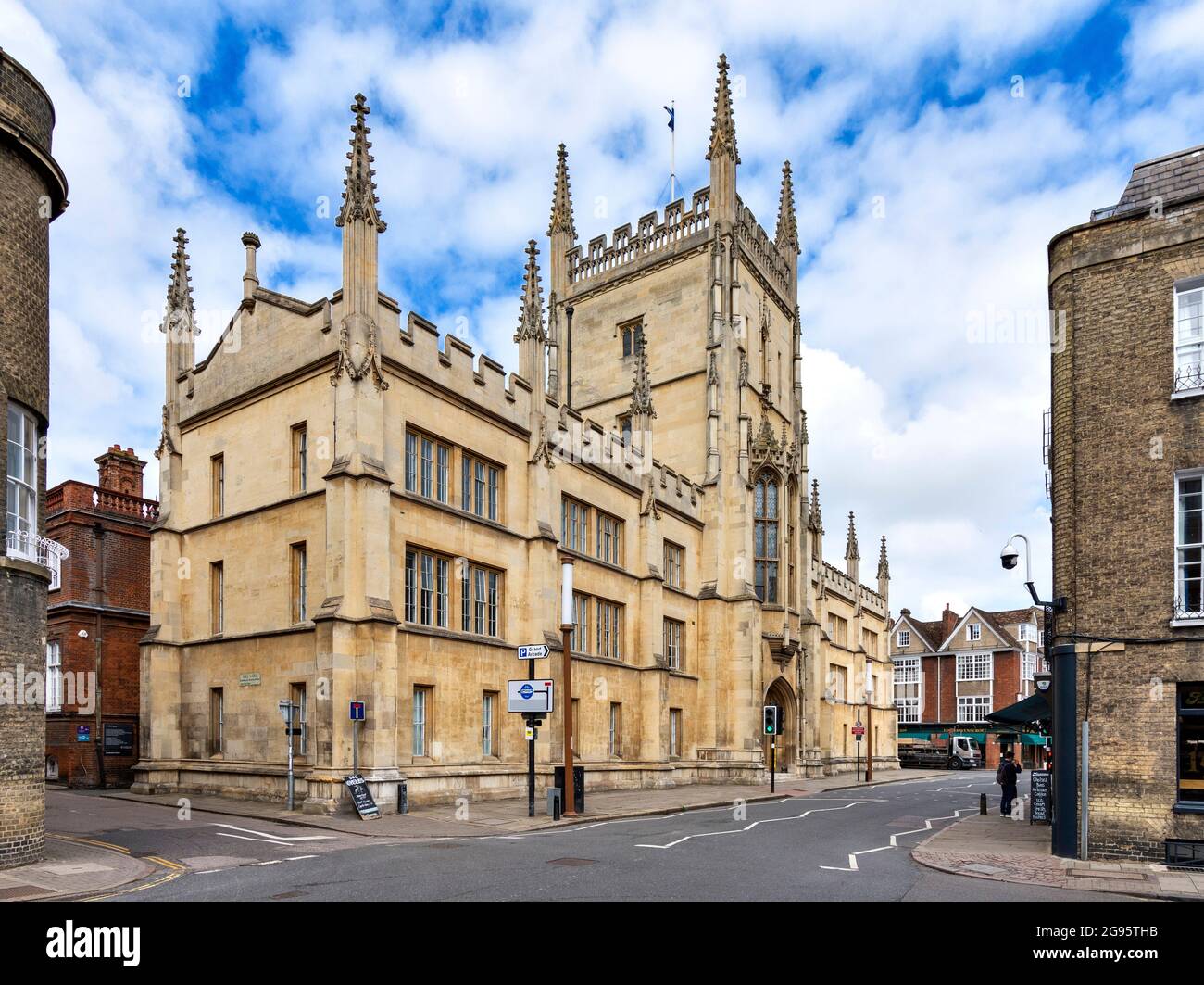 CAMBRIDGE ENGLAND TRUMPINGTON STREET THE PITT BUILDING Stock Photo Alamy