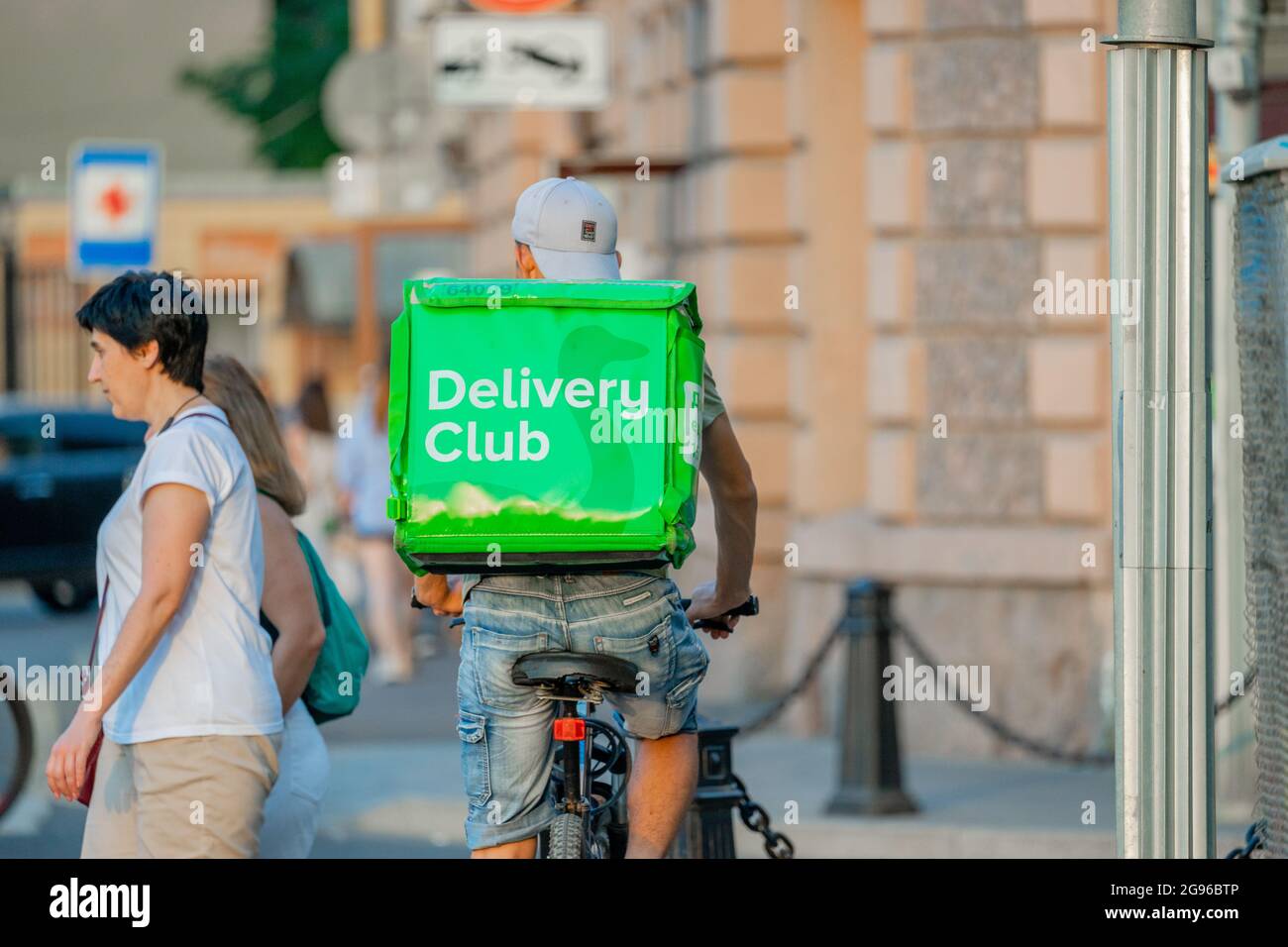 Delivery service on bike hotsell