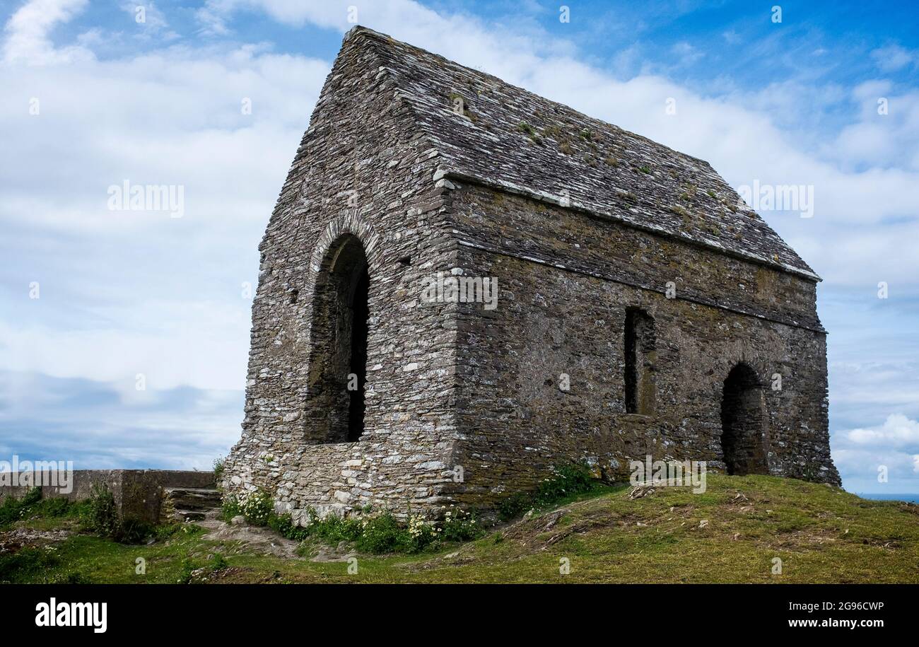 Medieval Rame Head Chapel built of slate and granite rubble Stock Photo