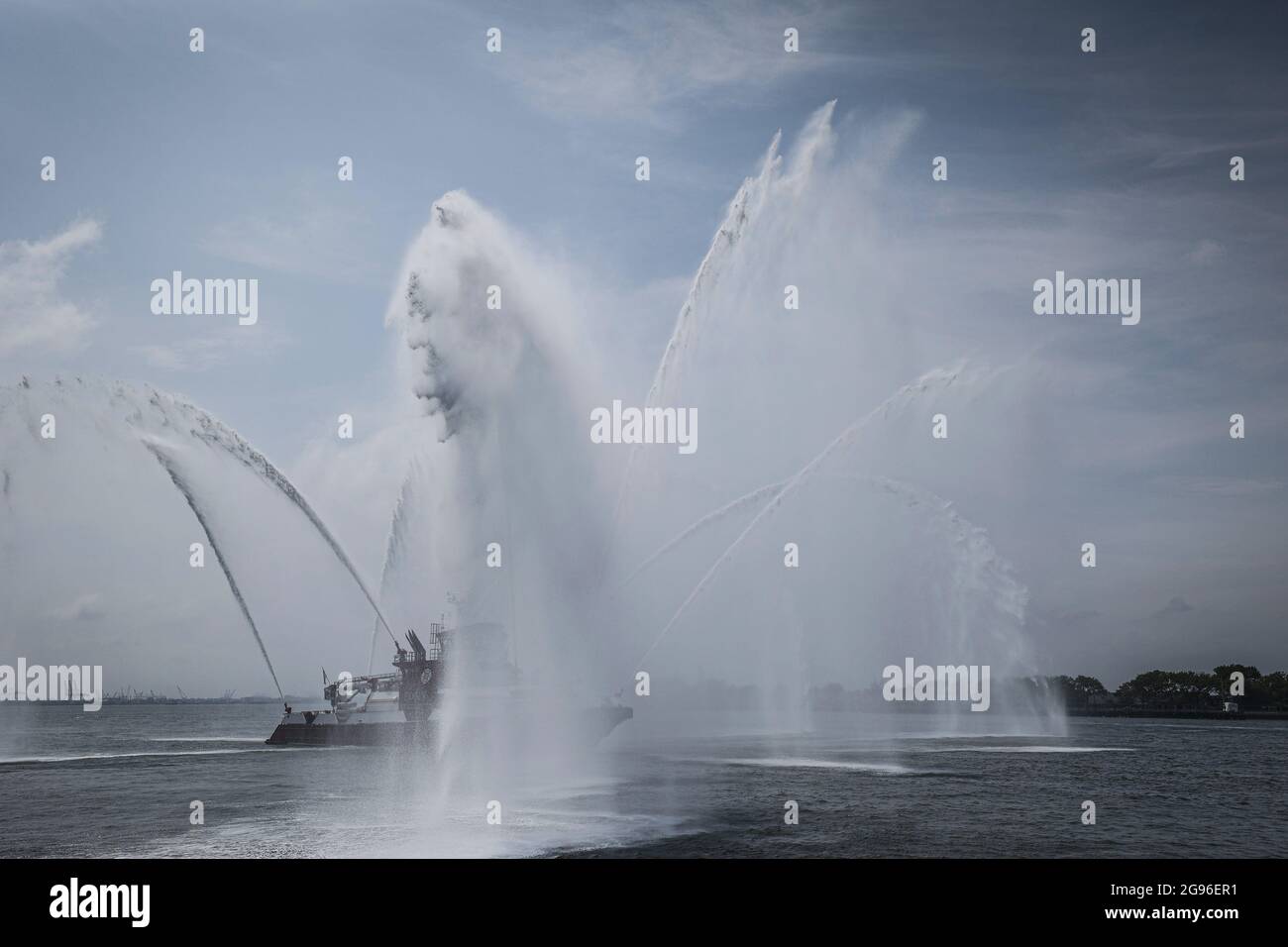 Fire Boat during the 2021 New York City ePrix, 6th meeting of the 2020-21 Formula E World Championship, on the Brooklyn Street Circuit from July 10 to 11, in New York, USA - Photo Francois Flamand / DPPI Stock Photo