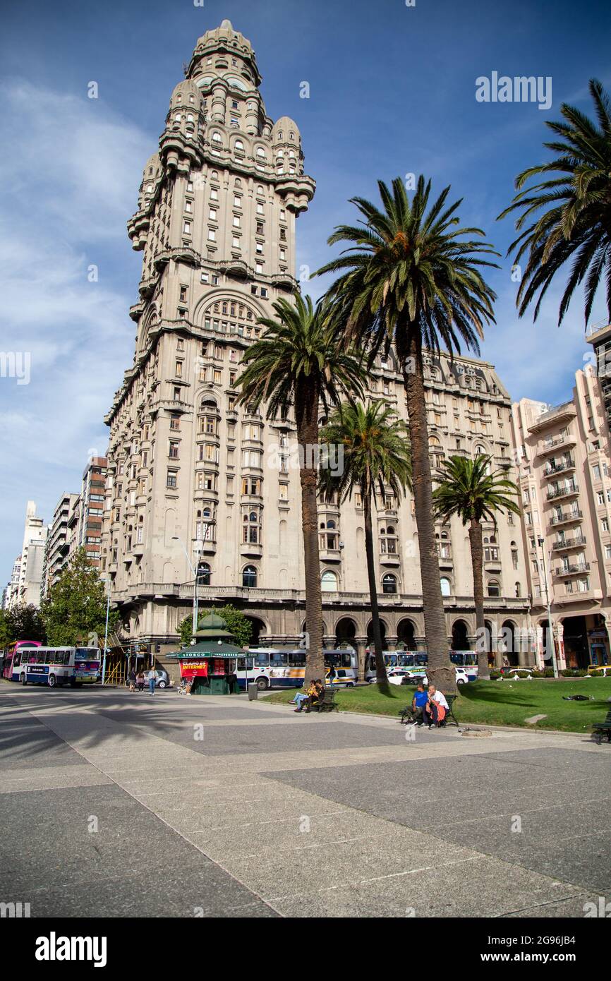 Palacio Salvo (English: Salvo Palace) is a building in Montevideo, Uruguay, located at the intersection of 18 de Julio Avenue and Plaza Independencia. Stock Photo