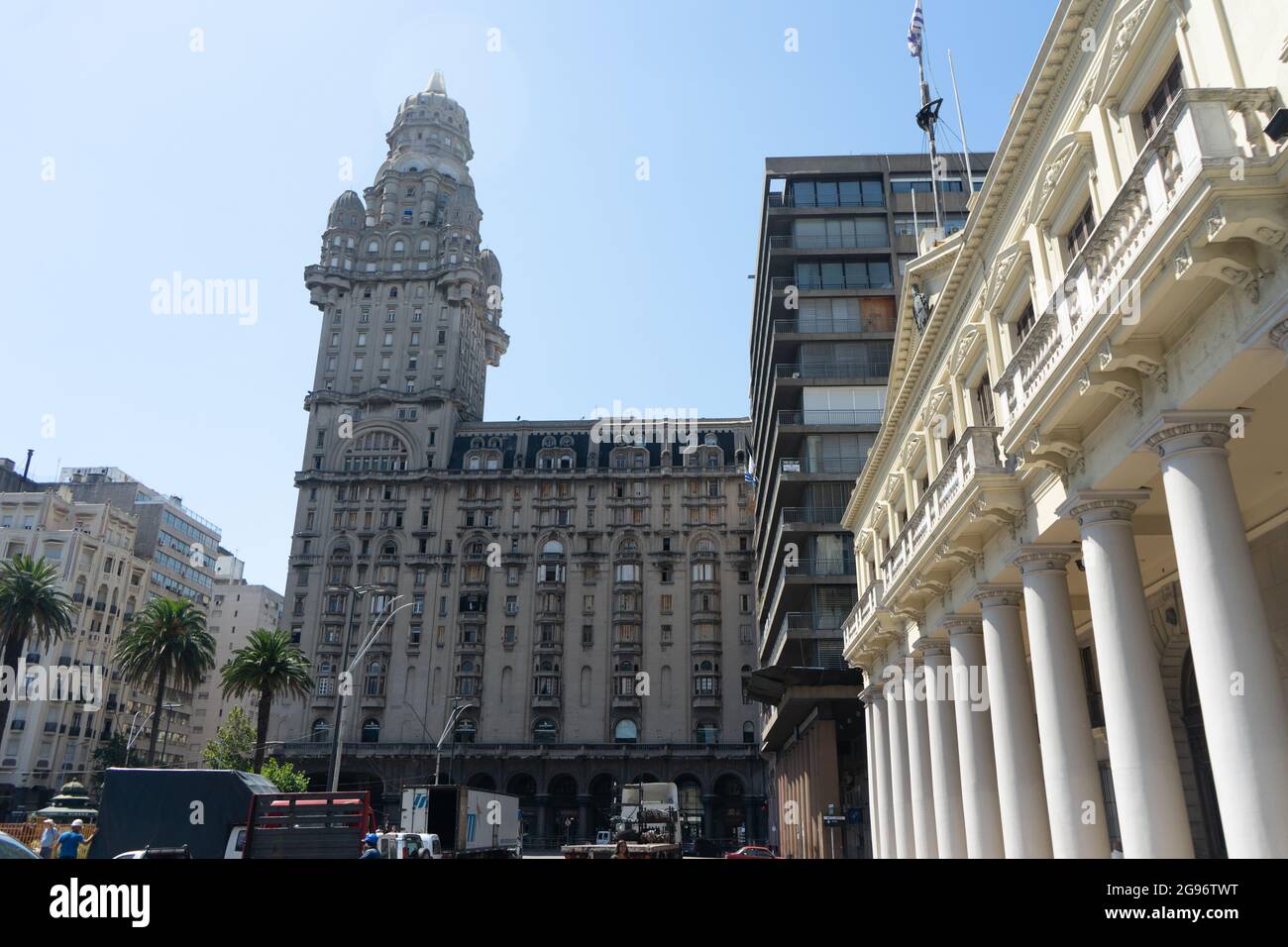 View of buildings around Plaza Independencia. Montevideo, Uruguay Stock Photo