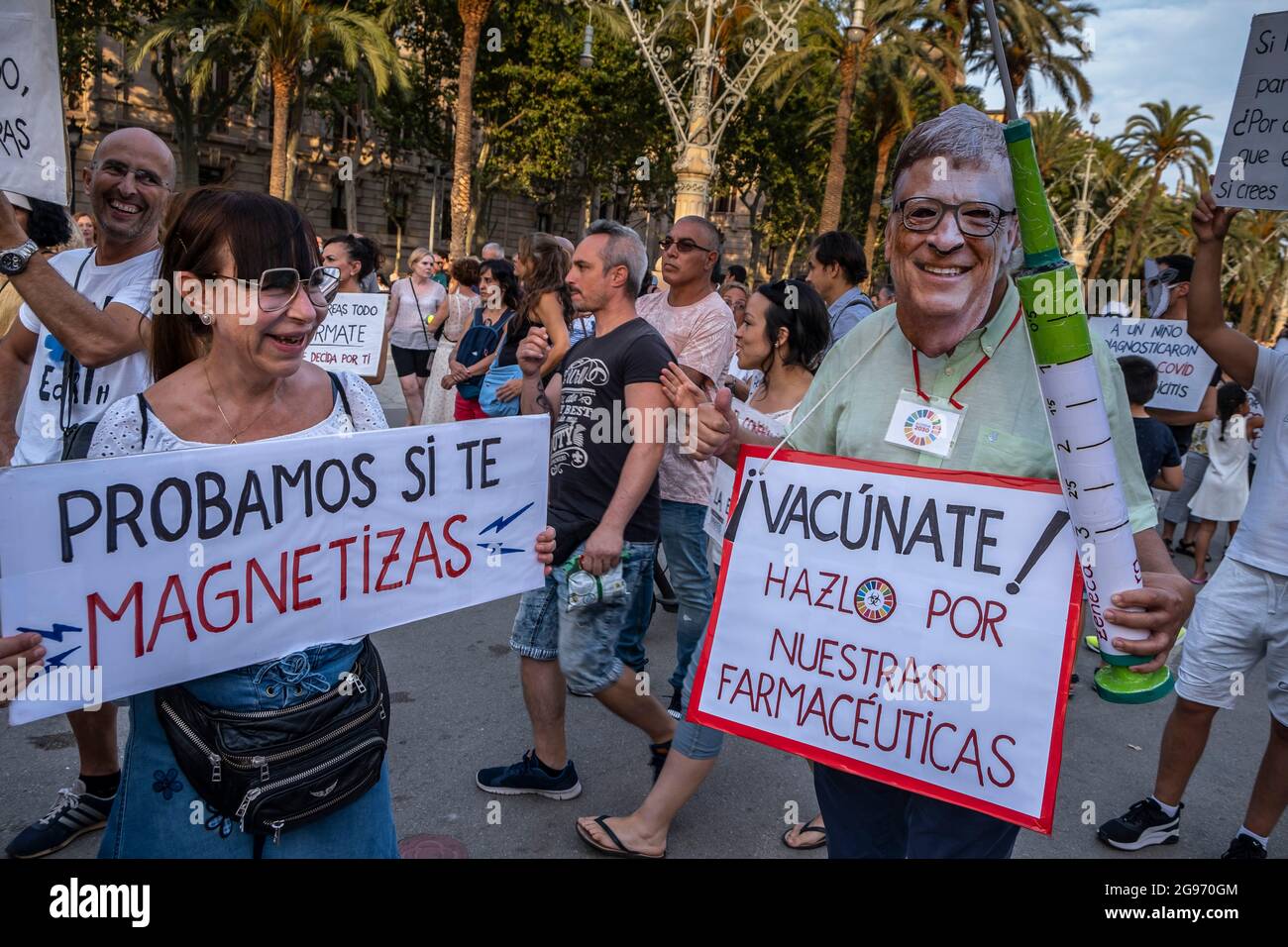 Barcelona, Spain. 24th July, 2021. A protester wearing a cardboard mask