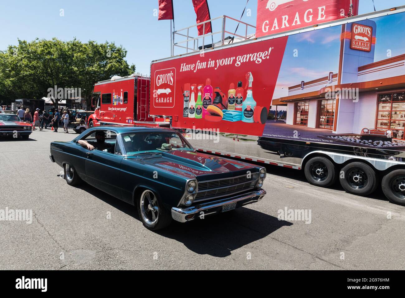 Puyallup, USA. 24th Jul, 2021 Classic cars and spectators visit the