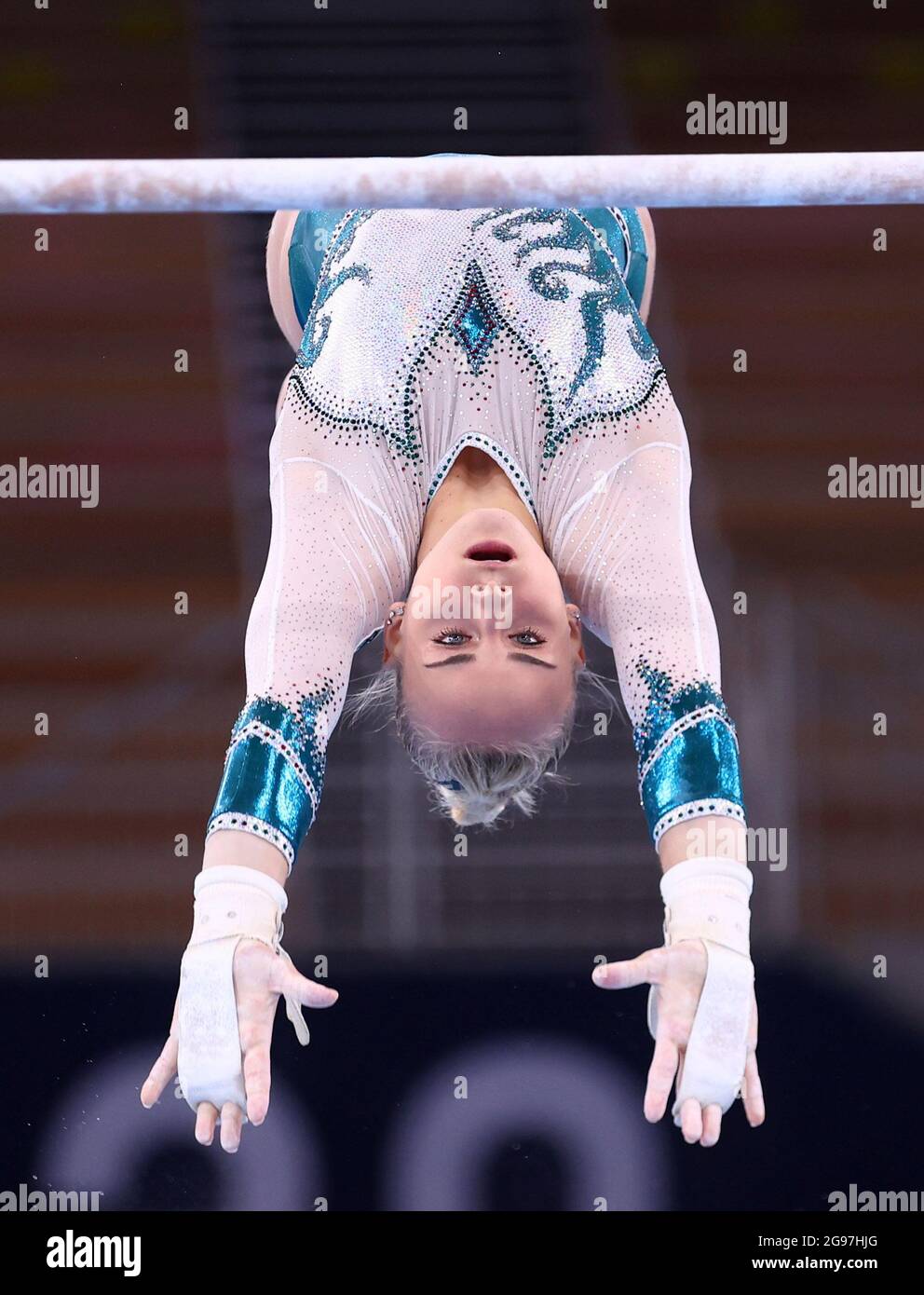 Asia damato gymnastics hires stock photography and images Alamy