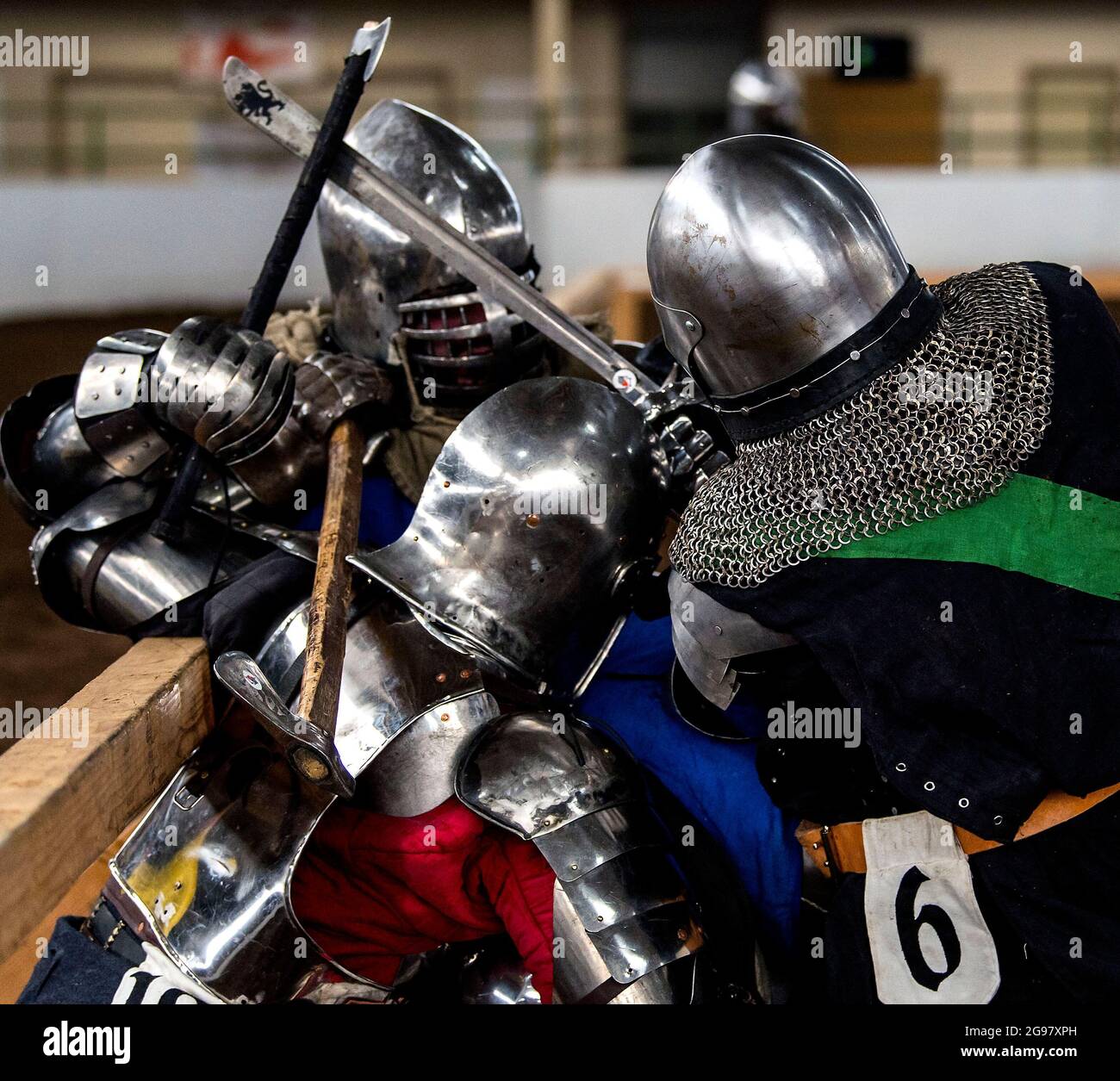 McMinnville, Oregon, USA. 24th July, 2021. ''The Tournament for the King'' is contested at the Yamhill County Fairgrounds. Wildly popular in Europe, full-contact, full-force medieval combat with edgeless weaponry and modern protective gear is now attracting more devotees, including women, in the United States.(Credit Image: © Brian Cahn/ZUMA Press Wire) Stock Photo