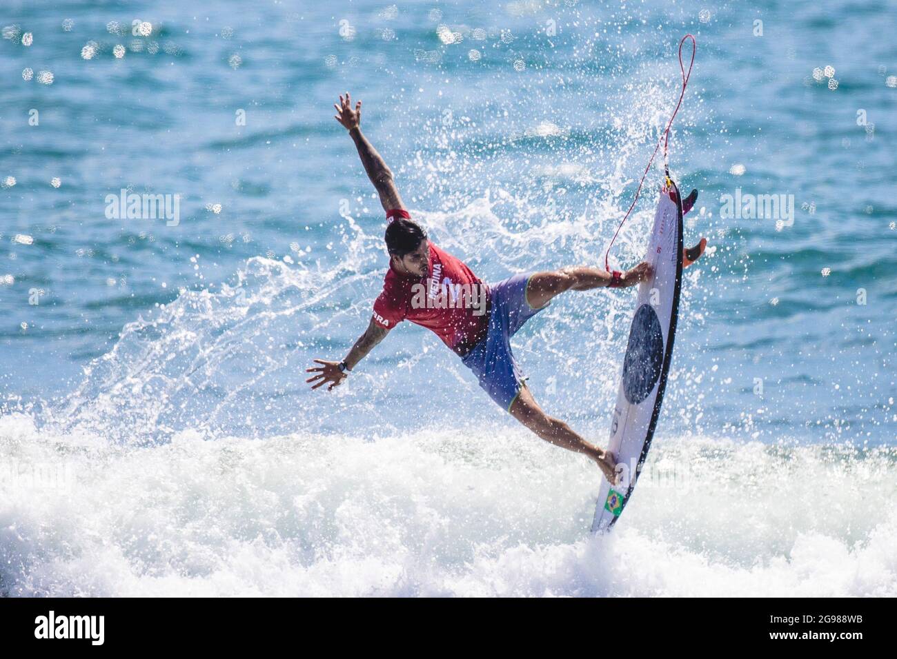 Tsurigasaki Beach, Chiba, Japan. 25th July, 2021. Gabriel Medina from Brazil, during the men's surf qualifiers, at the Tokyo 2020 Olympic Games, at Tsurigasaki Beach, this Sunday 25th. Credit: Action Plus Sports/Alamy Live News Stock Photo