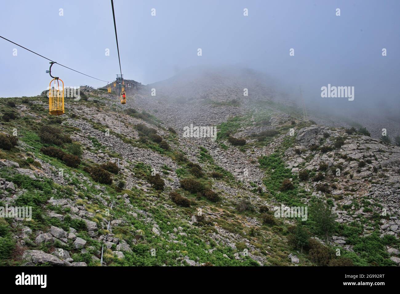 Scenic cable car ride hi-res stock photography and images - Alamy