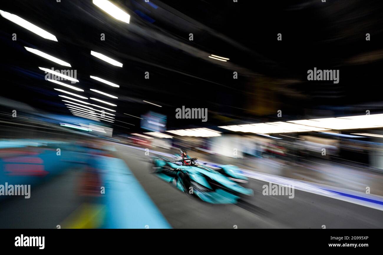 Jaguar Racing Mitch Evans during the Heineken London E-Prix at ExCel ...