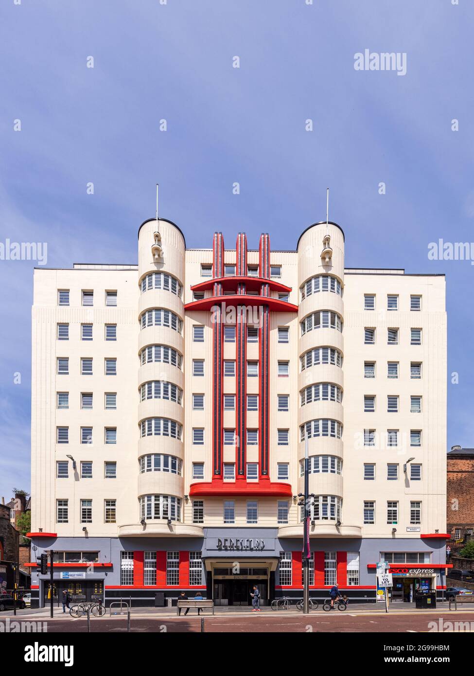 The Art Deco Beresford, named after architect William Beresford Inglis and built originally as a hotel, is now a luxury apartment block. Stock Photo