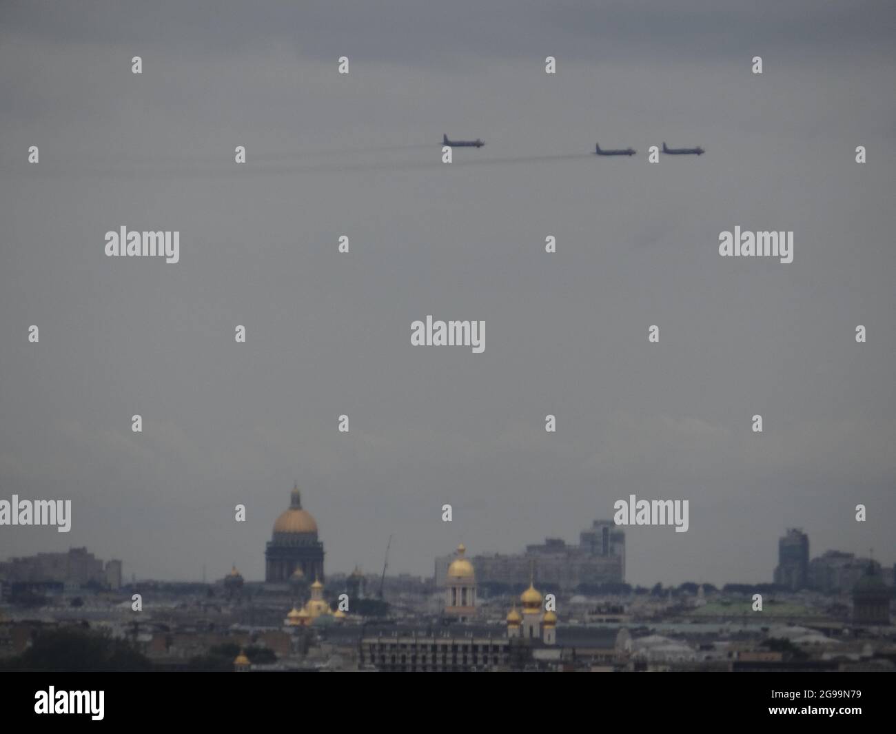 Fighter jets pass over the city of St Petersburg, as the Russians celebrate Navy Day in St Petersburg, Russia Stock Photo