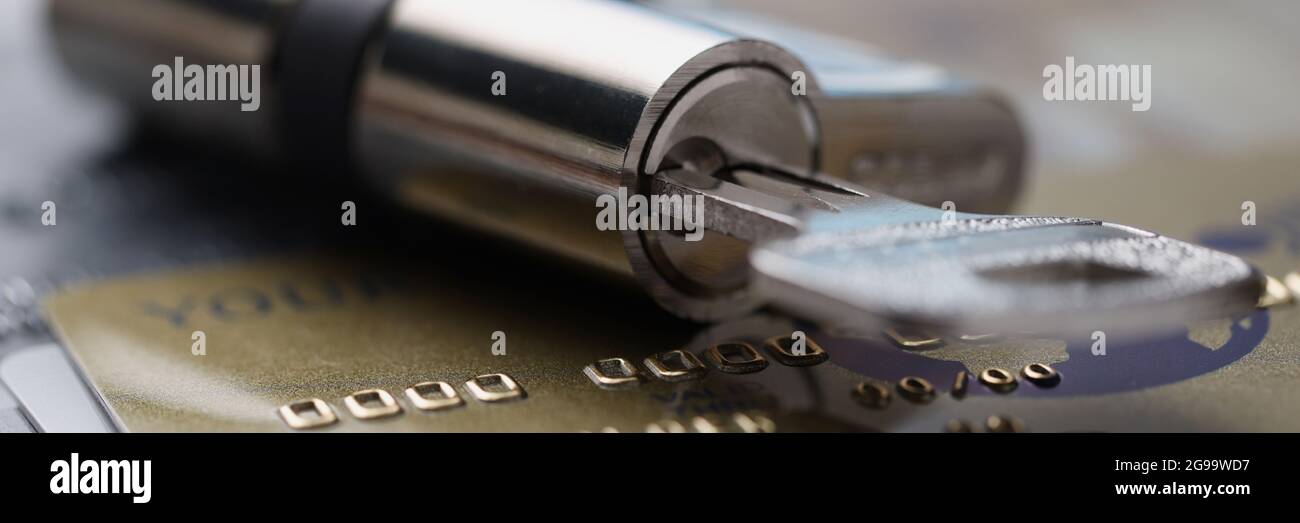 Plastic key cards hires stock photography and images Alamy