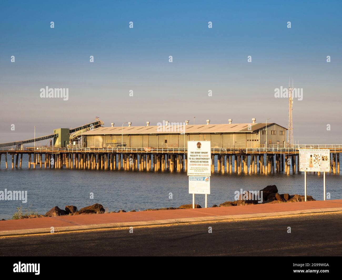 Derby Pier on King Sound, West Kimberley, Western Australia Stock Photo