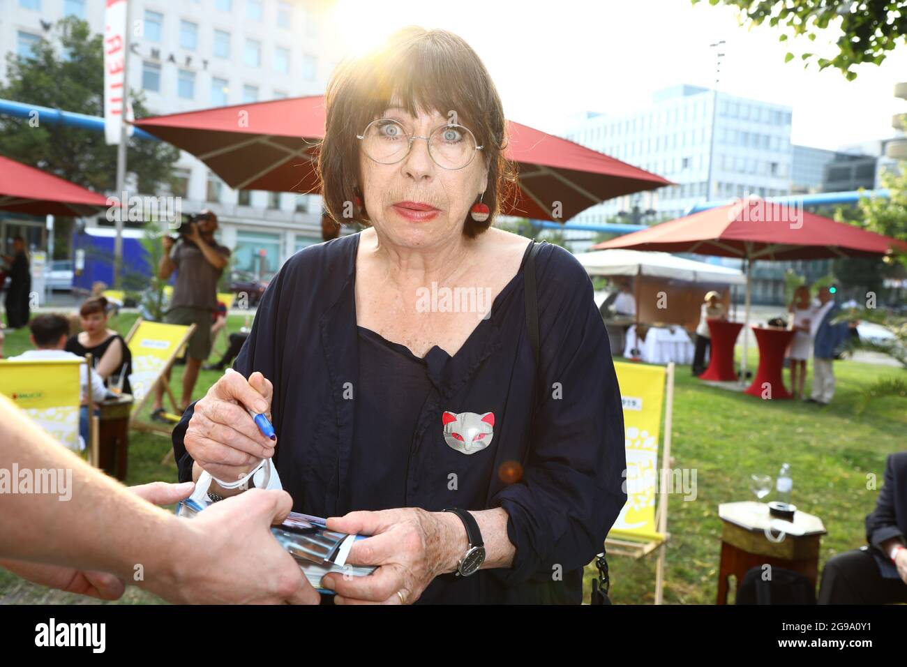 Monika Hansen bei der Premiere des Theaterstücks 'Mord im Orientexpress' in der Komödie am Kurfürstendamm im Schiller Theater. Berlin, 24.07.2021 Stock Photo