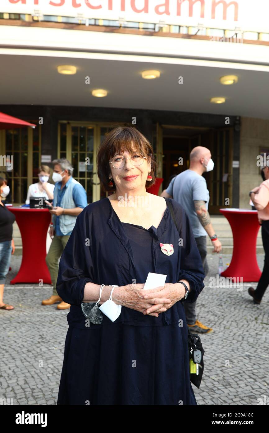 Monika Hansen bei der Premiere des Theaterstücks 'Mord im Orientexpress' in der Komödie am Kurfürstendamm im Schiller Theater. Berlin, 24.07.2021 Stock Photo