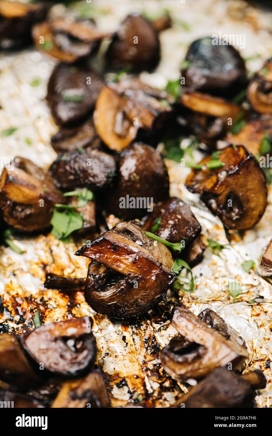 Oven-Roasted Cremini Mushrooms on foil Stock Photo - Alamy
